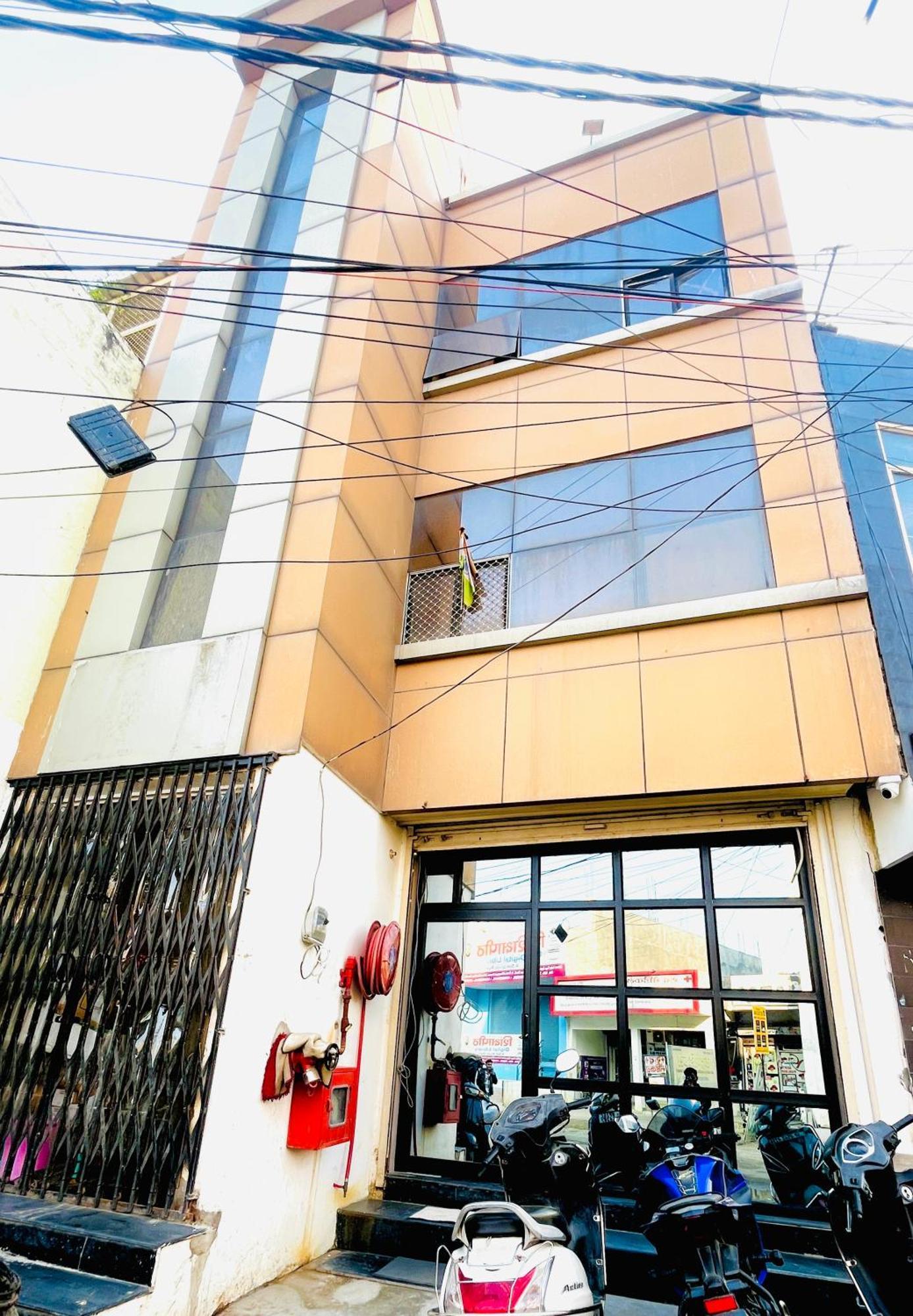 Hotel Green Apple Bareilly Bagian luar foto