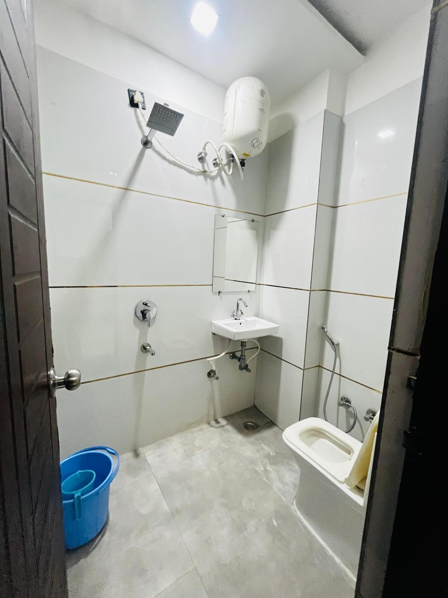 Hotel Green Apple Bareilly Bagian luar foto